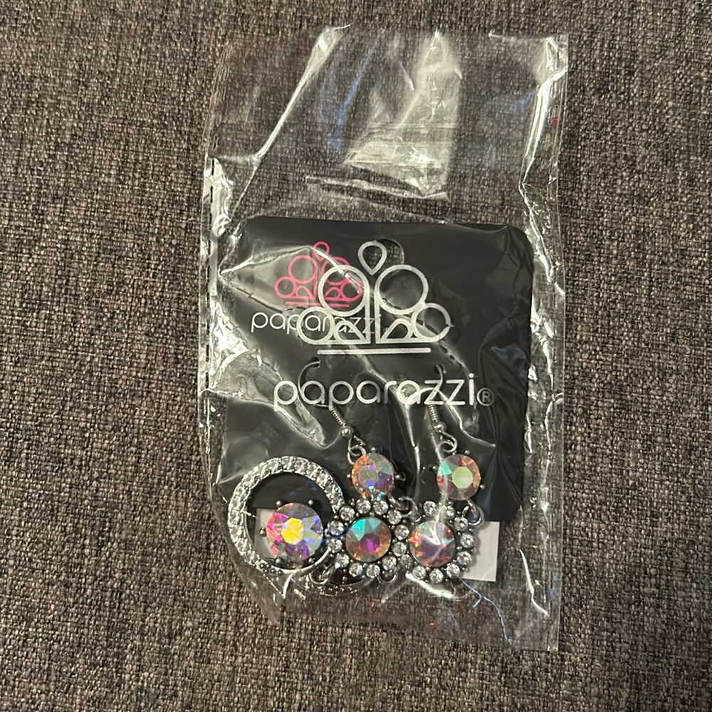 Paparazzi earrings